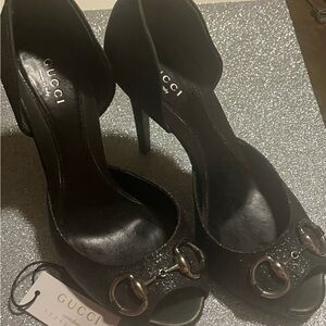Gucci Black Heels with Silver Accents 🔥